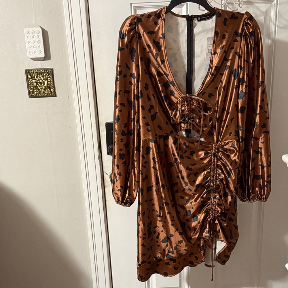 Fashion to Figure Brown Patterned Long Sleeve Dress